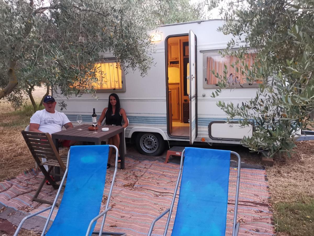 Jacuzi Cottage In The Olive Grove Пула Екстериор снимка