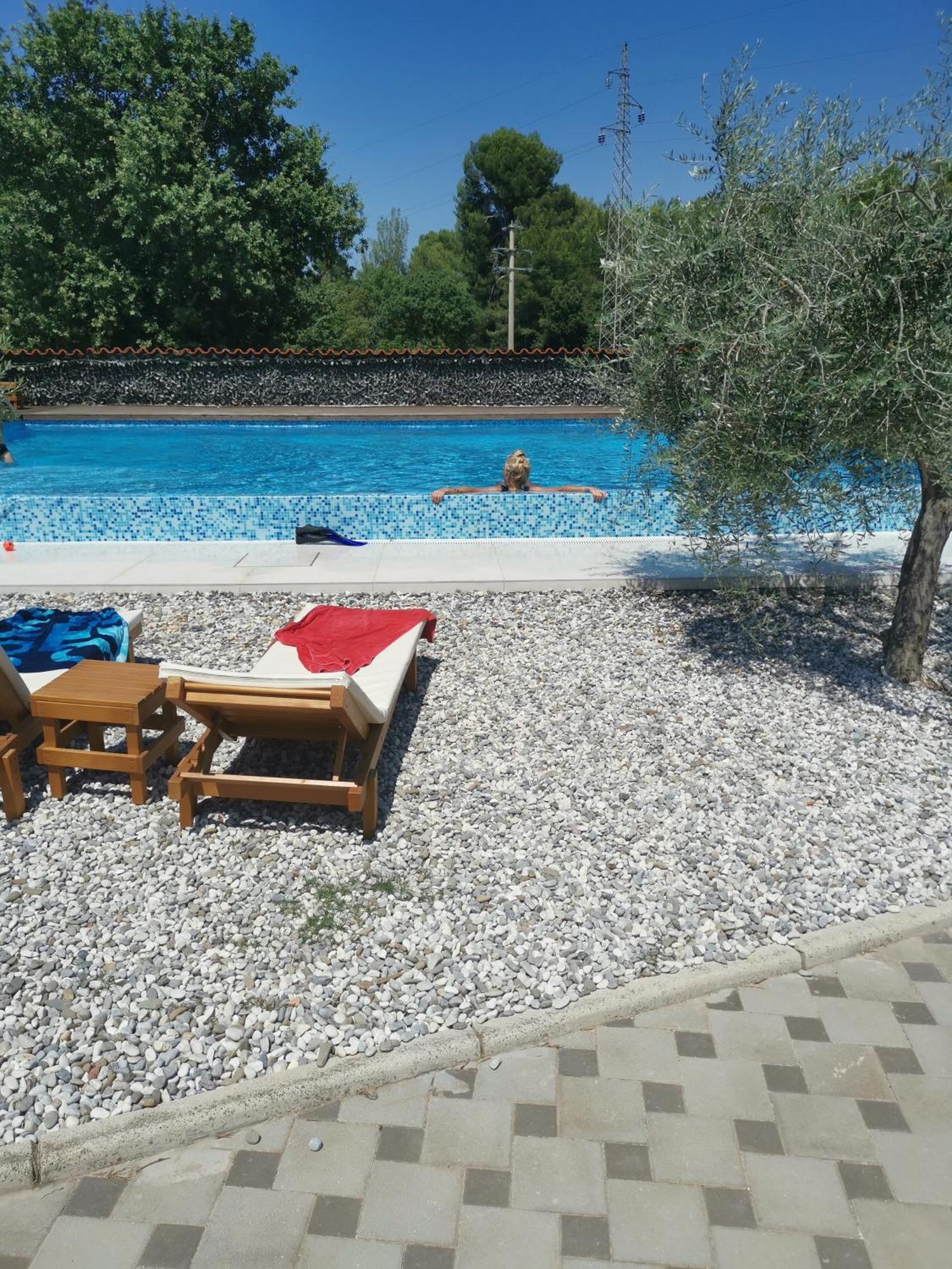 Jacuzi Cottage In The Olive Grove Пула Стая снимка